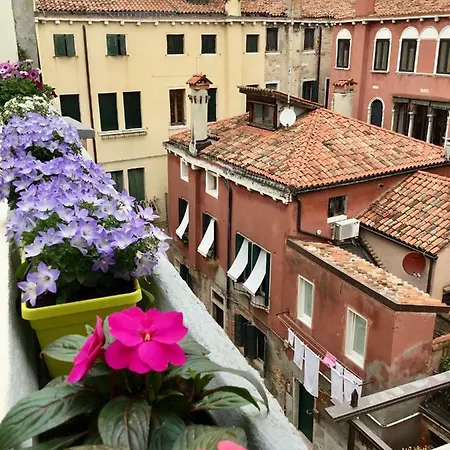 Ca' Degli Oresi 公寓