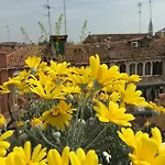 Ca' Degli Oresi *
